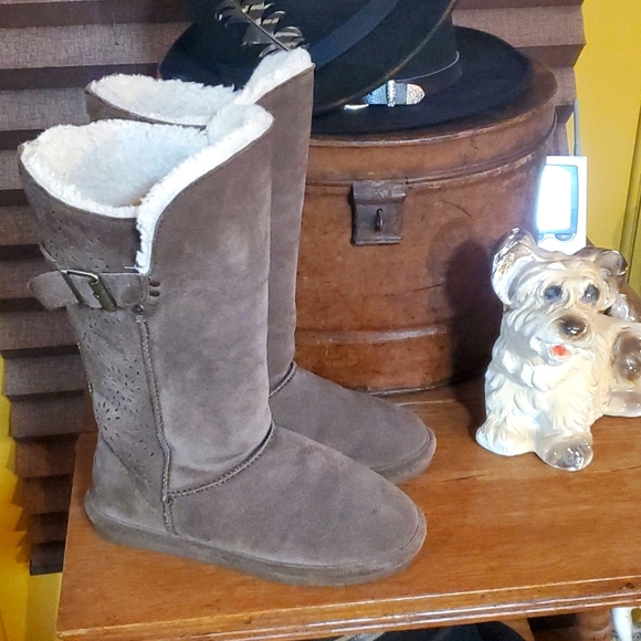 Bearpaw boots - Picture 6 of 11